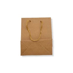 Χάρτινο craft τσαντάκι δώρου με κορδόνι 12x6x15 cm. Χάρτινο craft τσαντάκι δώρου με κορδόνι 12x6x15 cm.